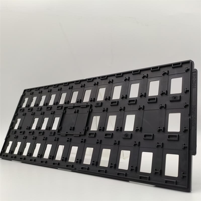 الصفائح BGA IC Black Jedec قابلة للتراكم تتوافق مع معدات الأتمتة